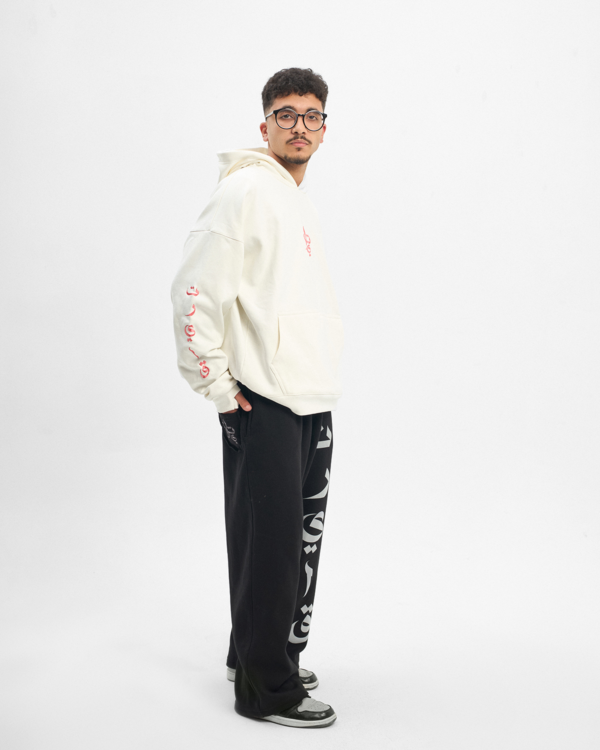 Teryaq arabic alphas oversized hoodie - صورة 4