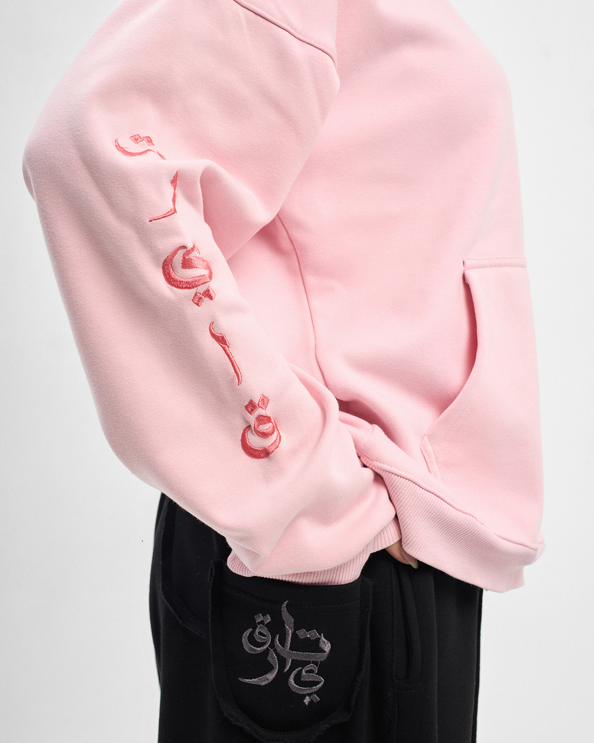 Teryaq arabic alphas oversized hoodie - صورة 5